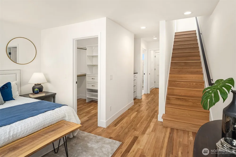 4347 SW Willow Street Seattle, WA 98136