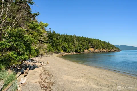 4 Lot Fauntleroy Point Rd
