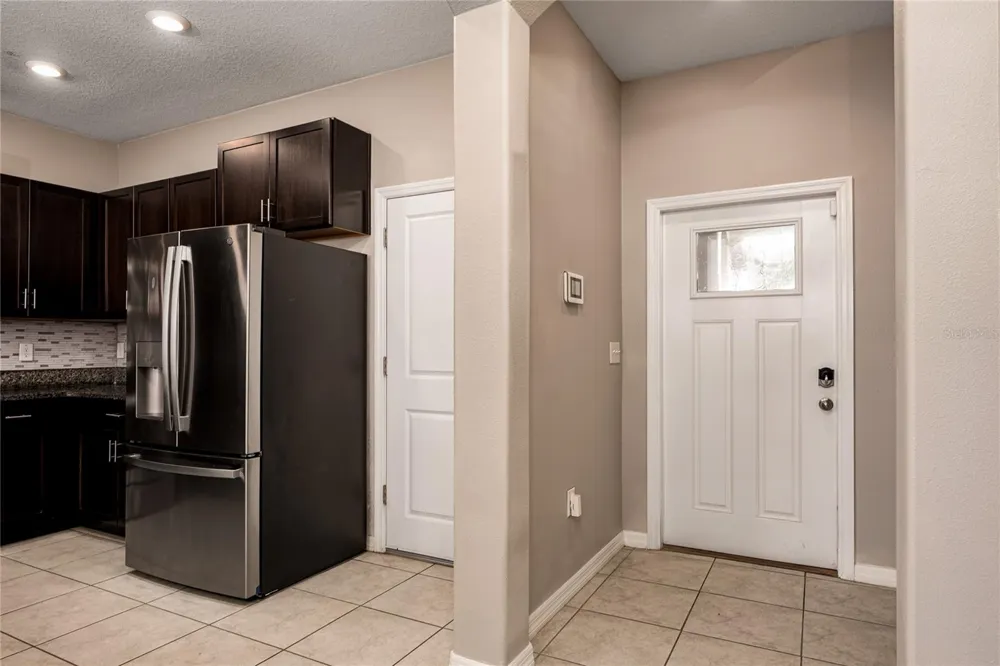 724 ROYAL EMPRESS DRIVE Ruskin, FL 33570