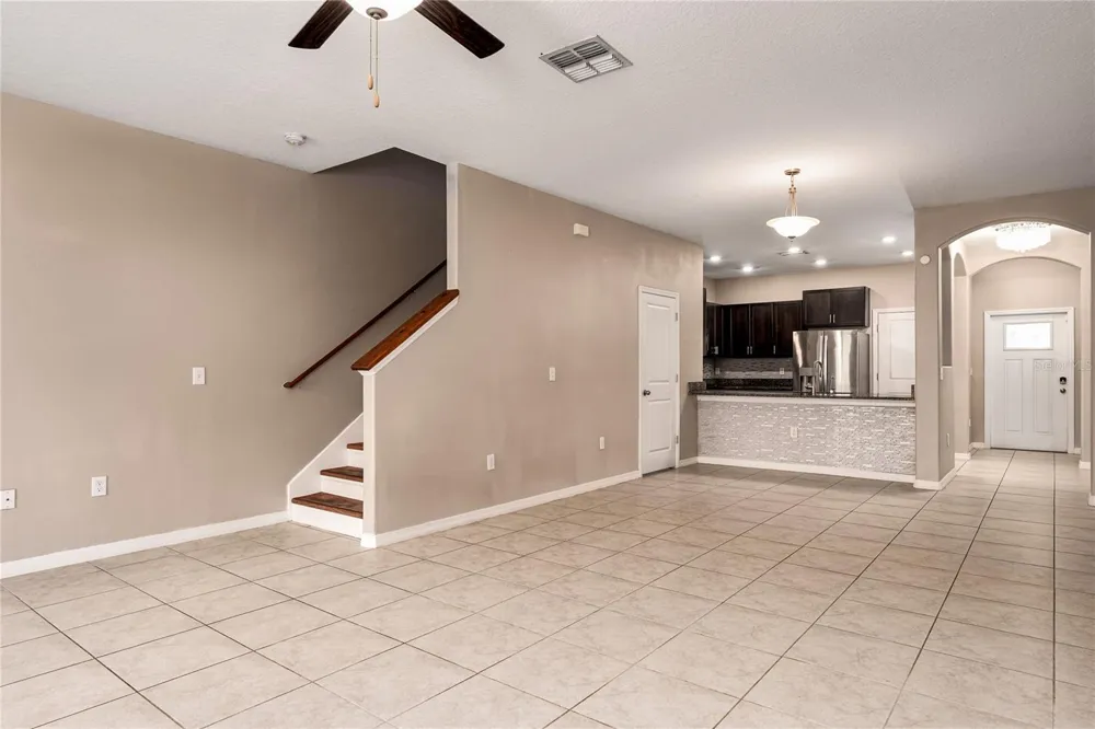 724 ROYAL EMPRESS DRIVE Ruskin, FL 33570