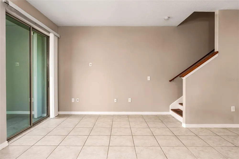 724 ROYAL EMPRESS DRIVE Ruskin, FL 33570