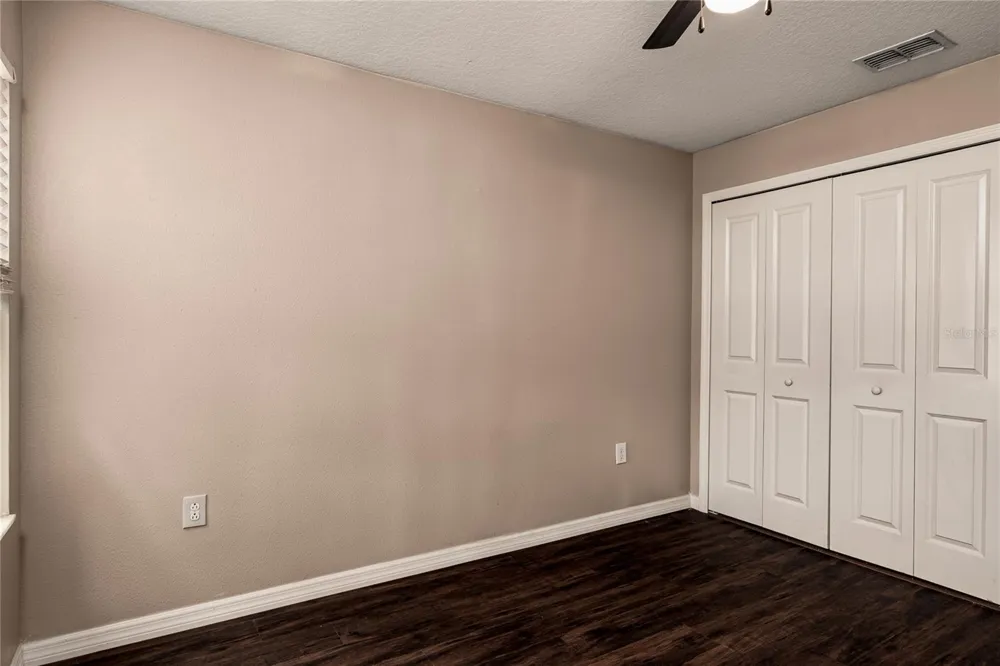 724 ROYAL EMPRESS DRIVE Ruskin, FL 33570