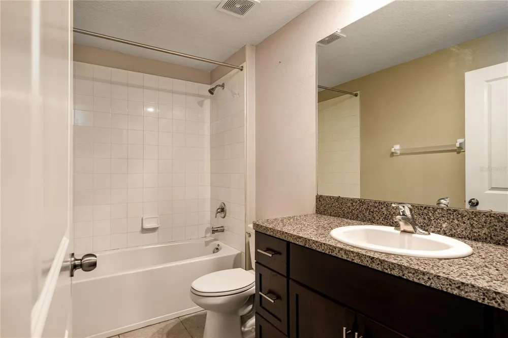 724 ROYAL EMPRESS DRIVE Ruskin, FL 33570