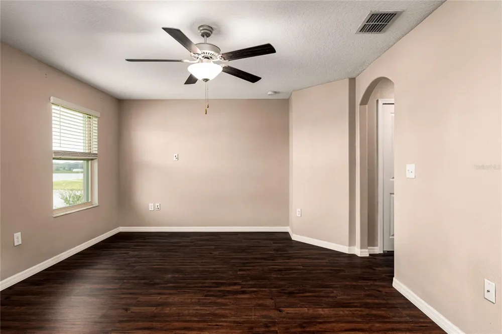 724 ROYAL EMPRESS DRIVE Ruskin, FL 33570