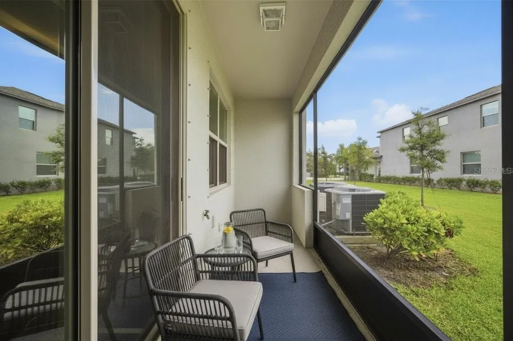 724 ROYAL EMPRESS DRIVE Ruskin, FL 33570