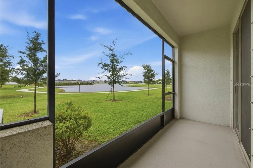 724 ROYAL EMPRESS DRIVE Ruskin, FL 33570