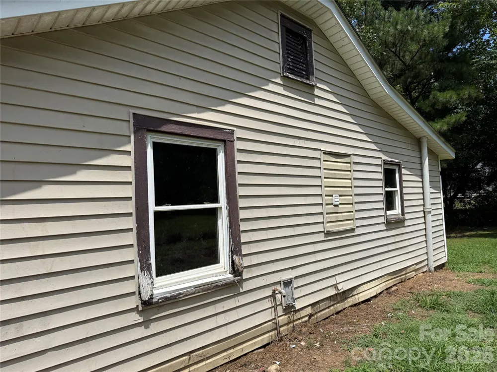 712 Myrtle Street Gastonia, NC 28052