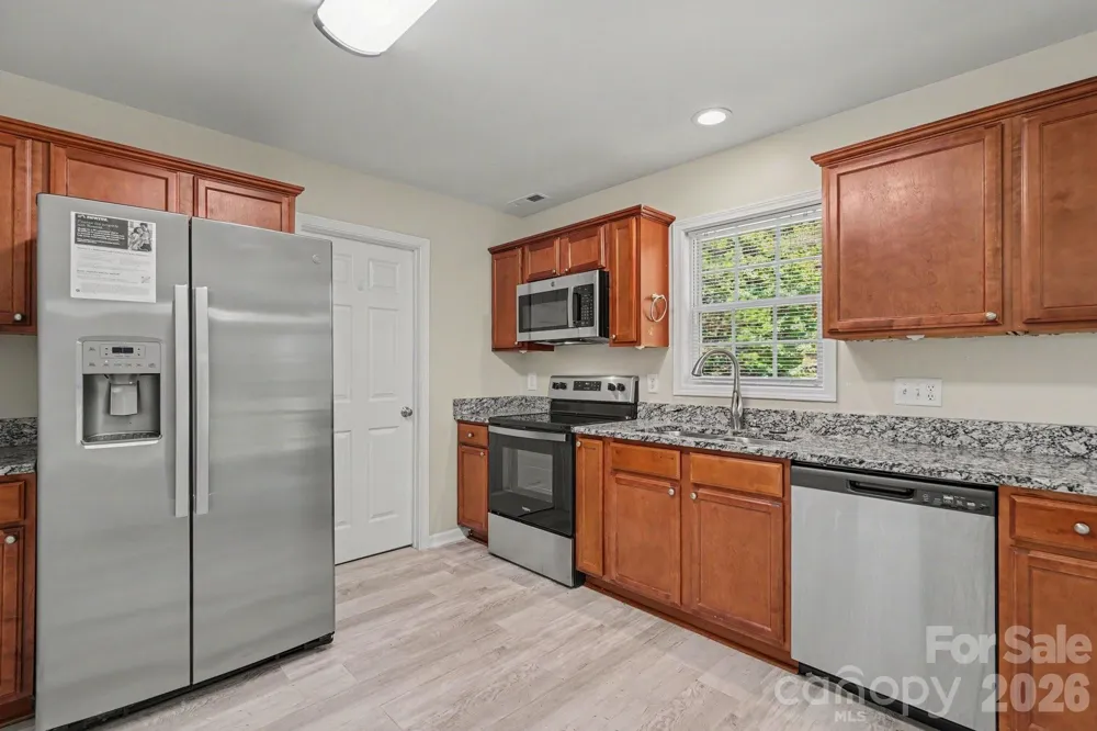 3948 Newhall Drive NW Conover, NC 28601