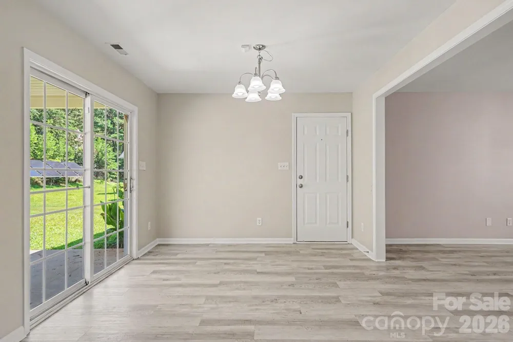 3948 Newhall Drive NW Conover, NC 28601