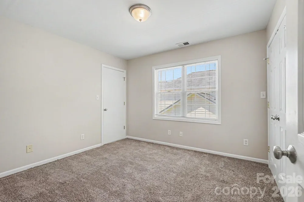 3948 Newhall Drive NW Conover, NC 28601