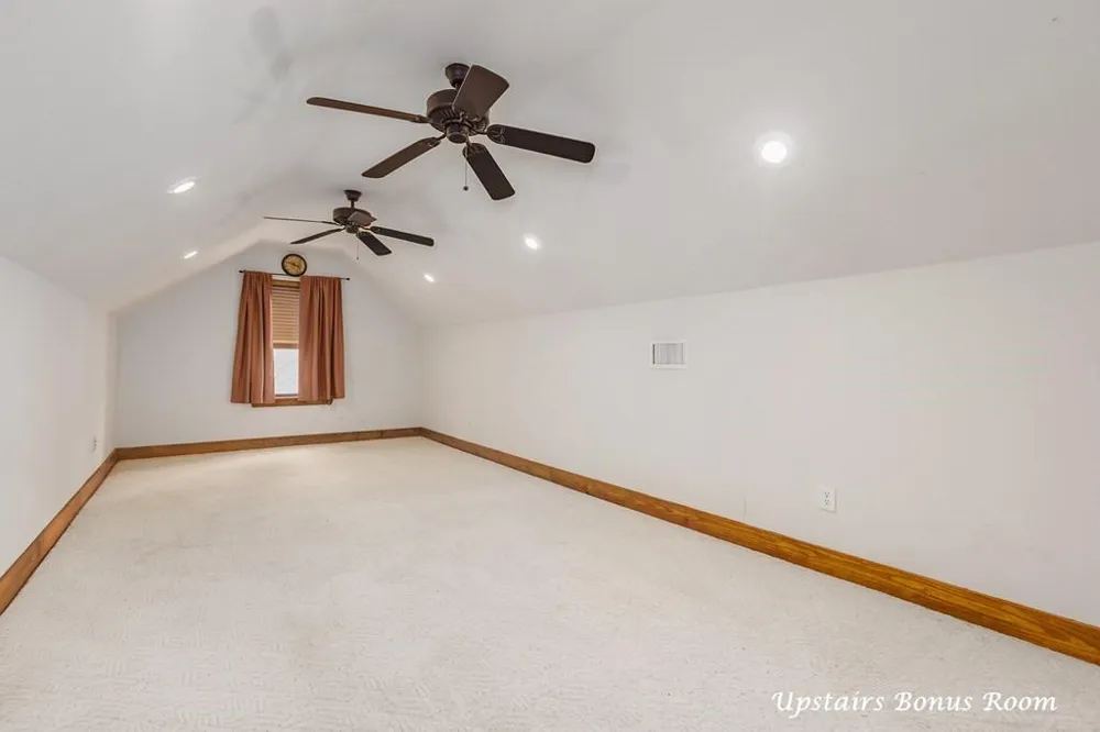 801 Caspers Cove Hudson, TX 75904