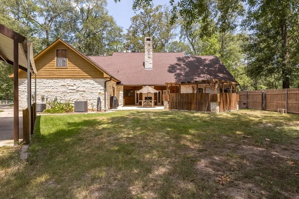 801 Caspers Cove Hudson, TX 75904