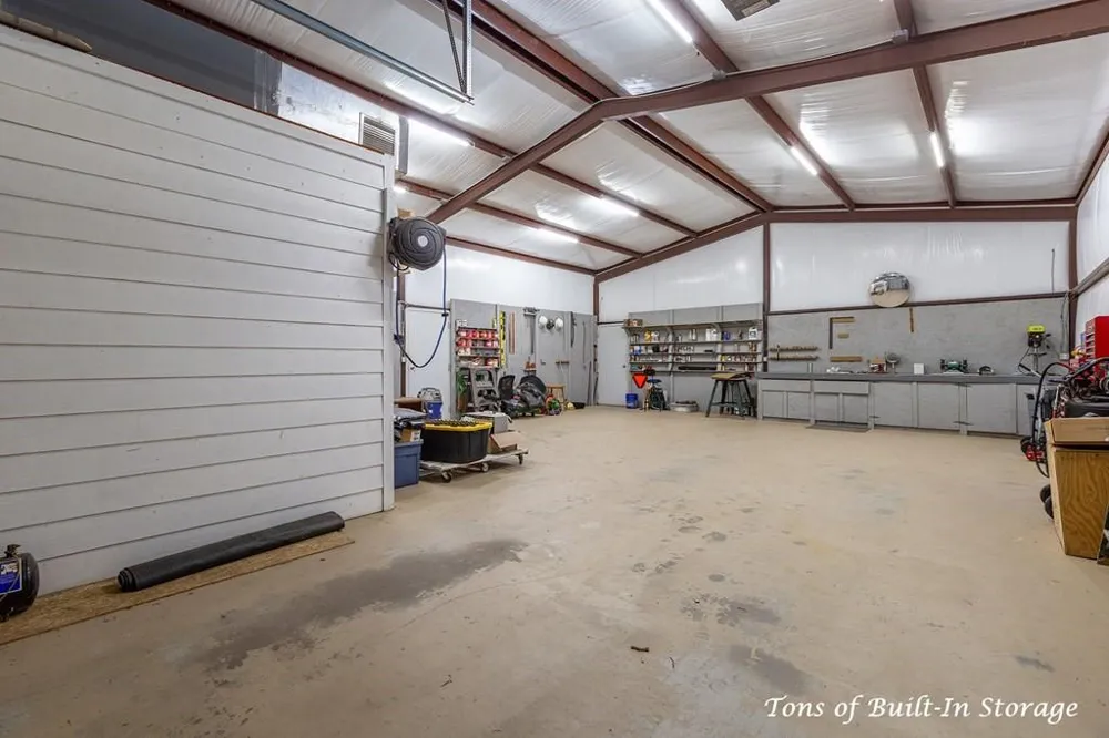 801 Caspers Cove Hudson, TX 75904