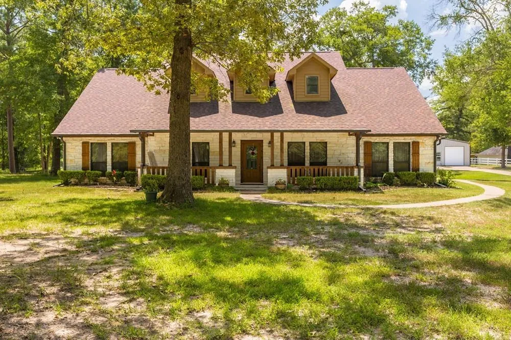 801 Caspers Cove Hudson, TX 75904