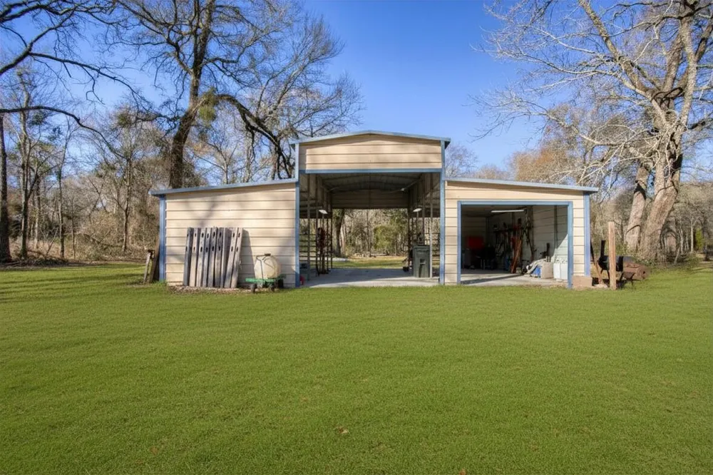 17406 County Road 4821 Normangee, TX 77871