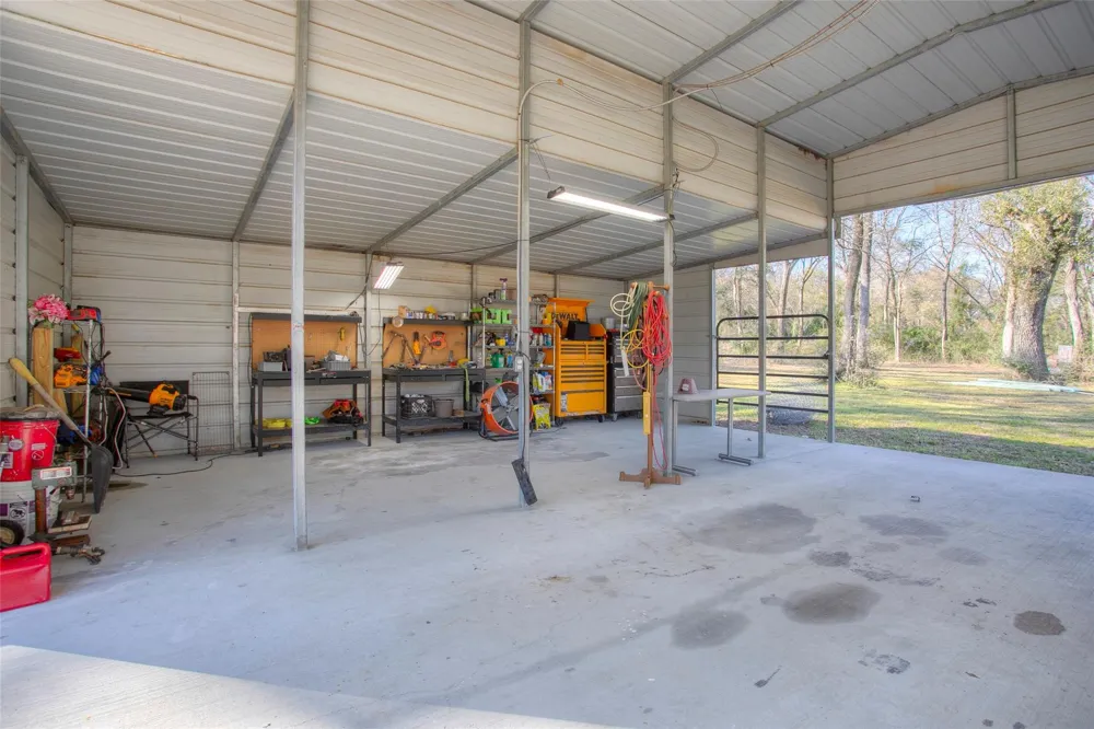 17406 County Road 4821 Normangee, TX 77871