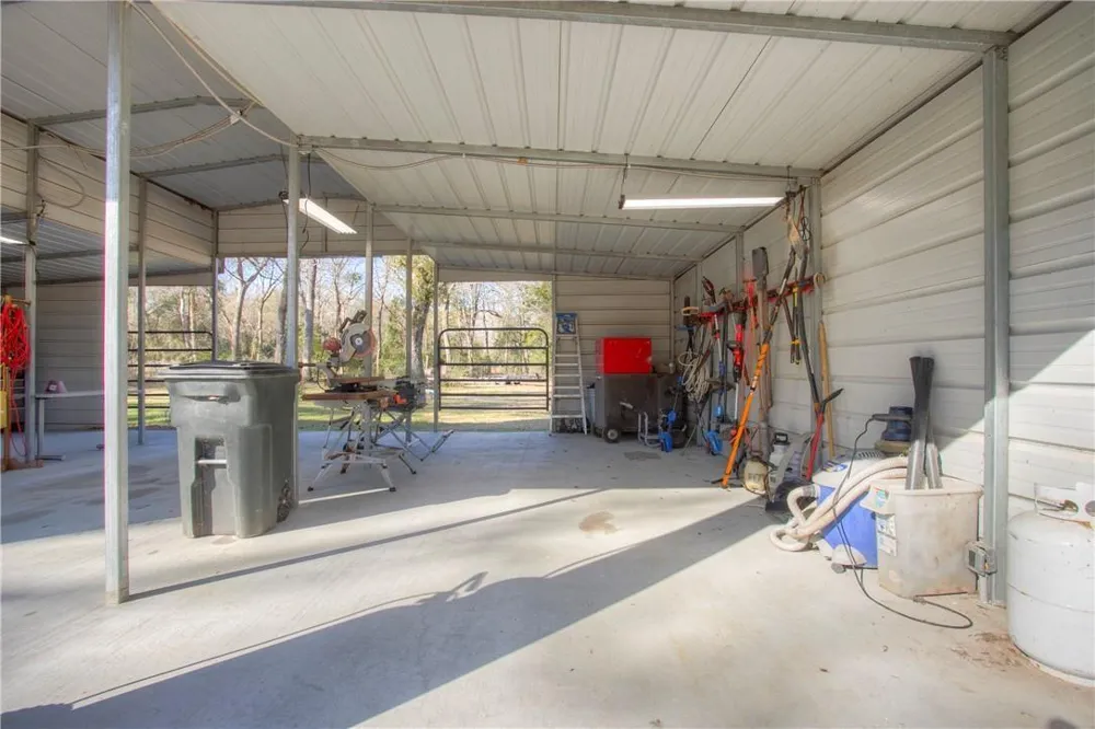 17406 County Road 4821 Normangee, TX 77871