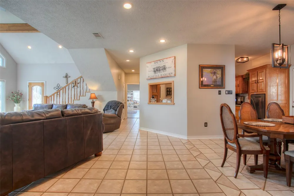 17406 County Road 4821 Normangee, TX 77871