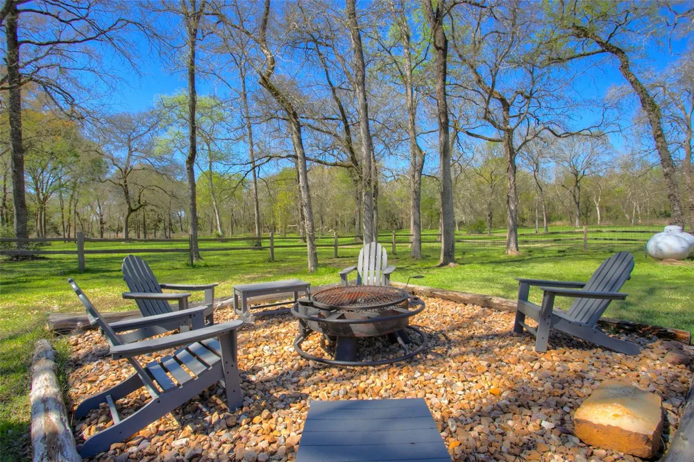 17406 County Road 4821 Normangee, TX 77871
