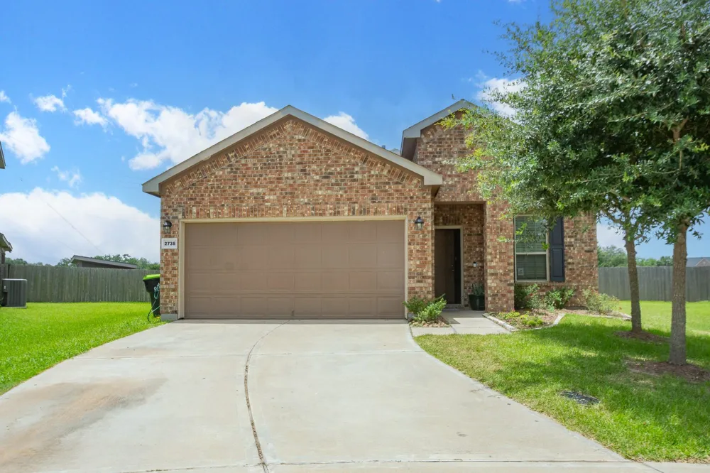 2738 Summer Lane Missouri City, TX 77489