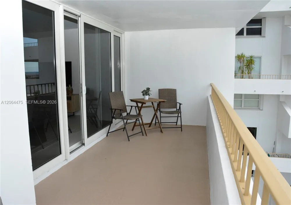 177 Ocean Lane Dr #713 Key Biscayne, FL 33149