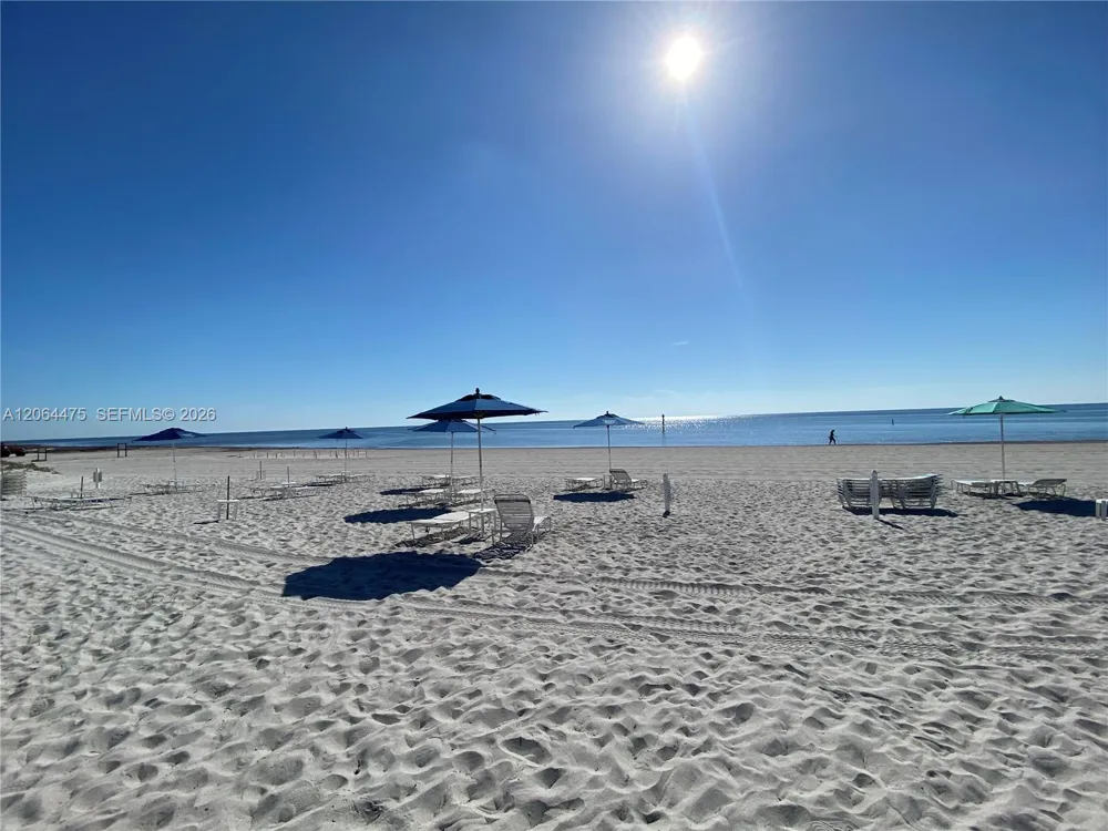 177 Ocean Lane Dr #713 Key Biscayne, FL 33149