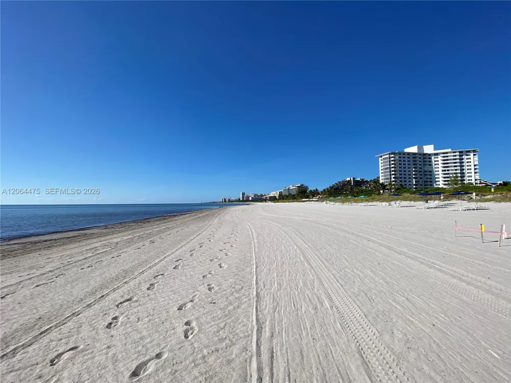 177 Ocean Lane Dr #713 Key Biscayne, FL 33149