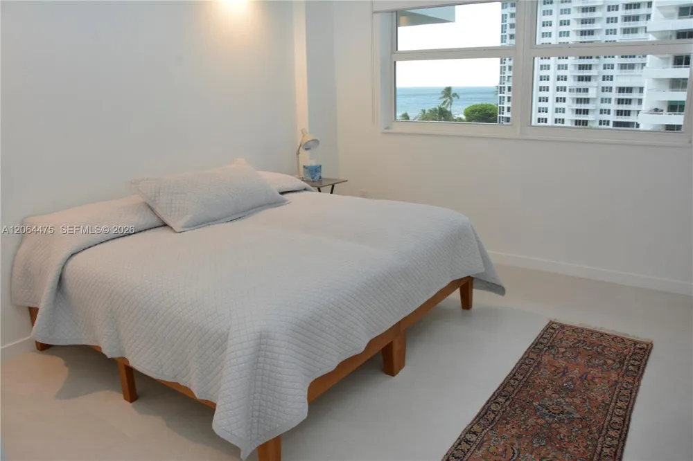 177 Ocean Lane Dr #713 Key Biscayne, FL 33149