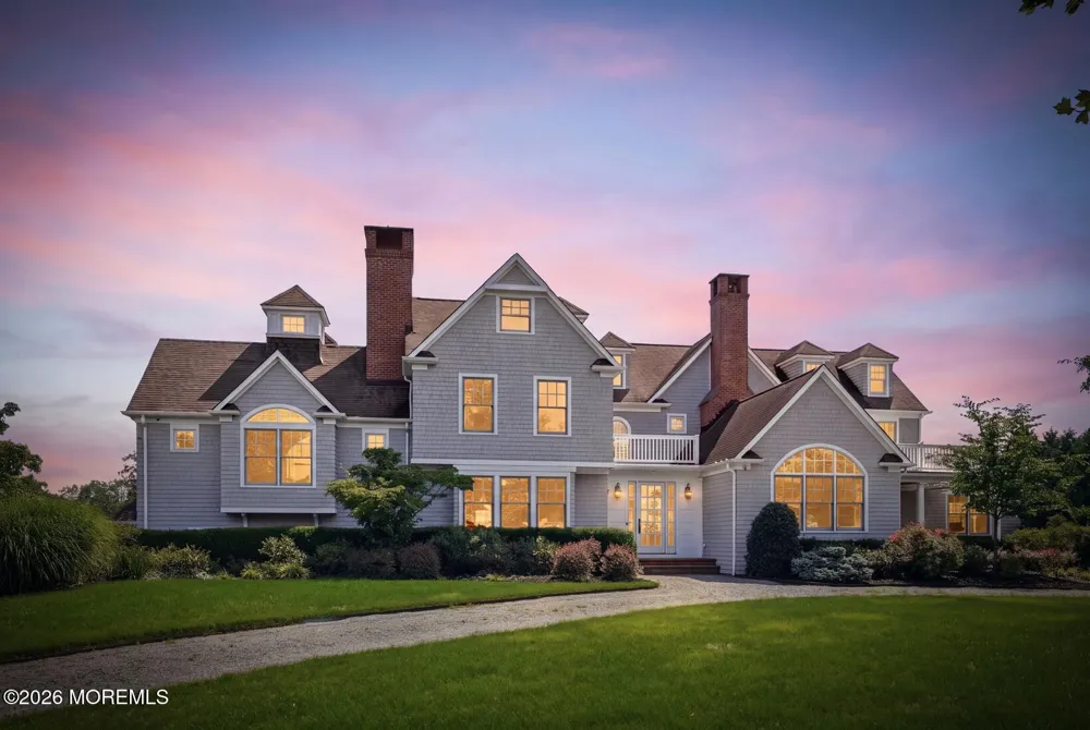 13 Rivers Edge Drive Rumson, NJ 07760