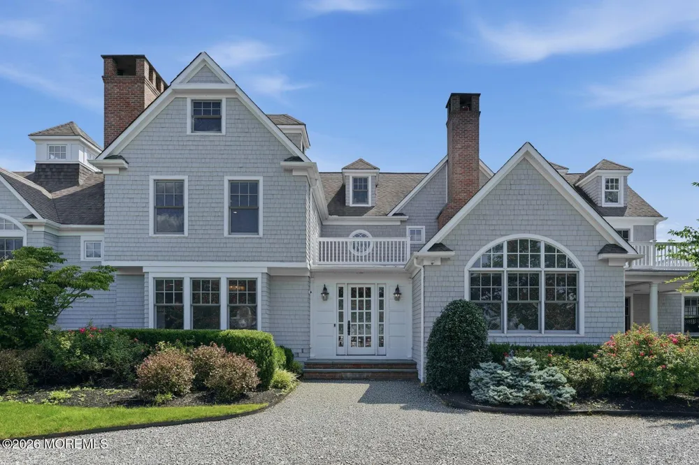 13 Rivers Edge Drive Rumson, NJ 07760