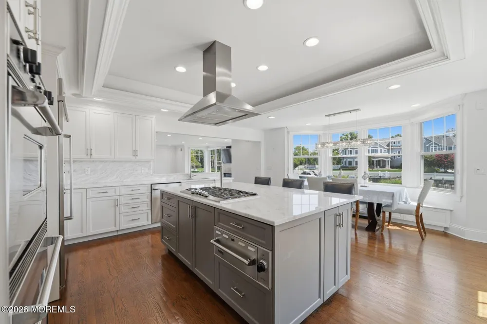 13 Rivers Edge Drive Rumson, NJ 07760