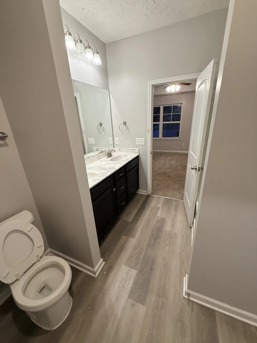 400 Rick McCormick Dr La Vergne, TN 37086