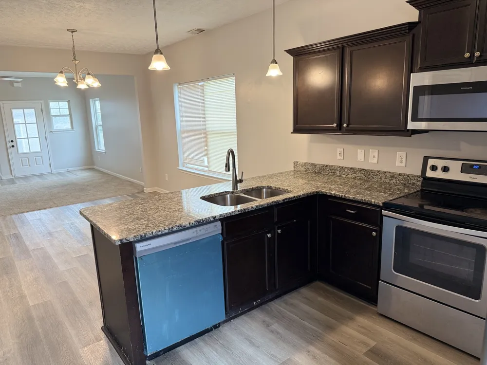 400 Rick McCormick Dr La Vergne, TN 37086