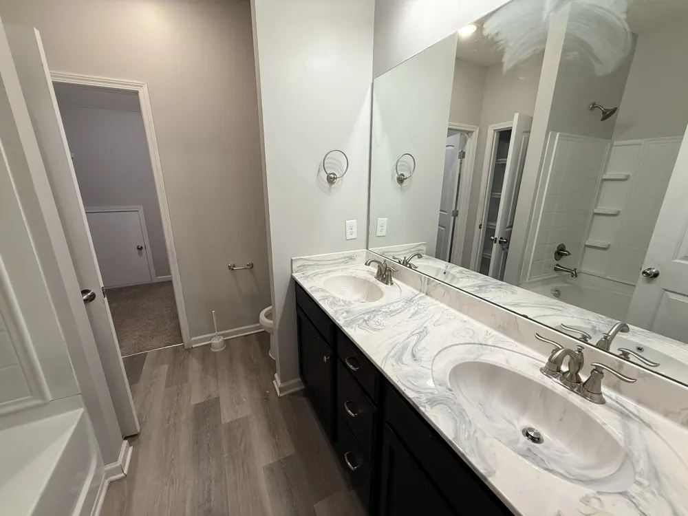 400 Rick McCormick Dr La Vergne, TN 37086
