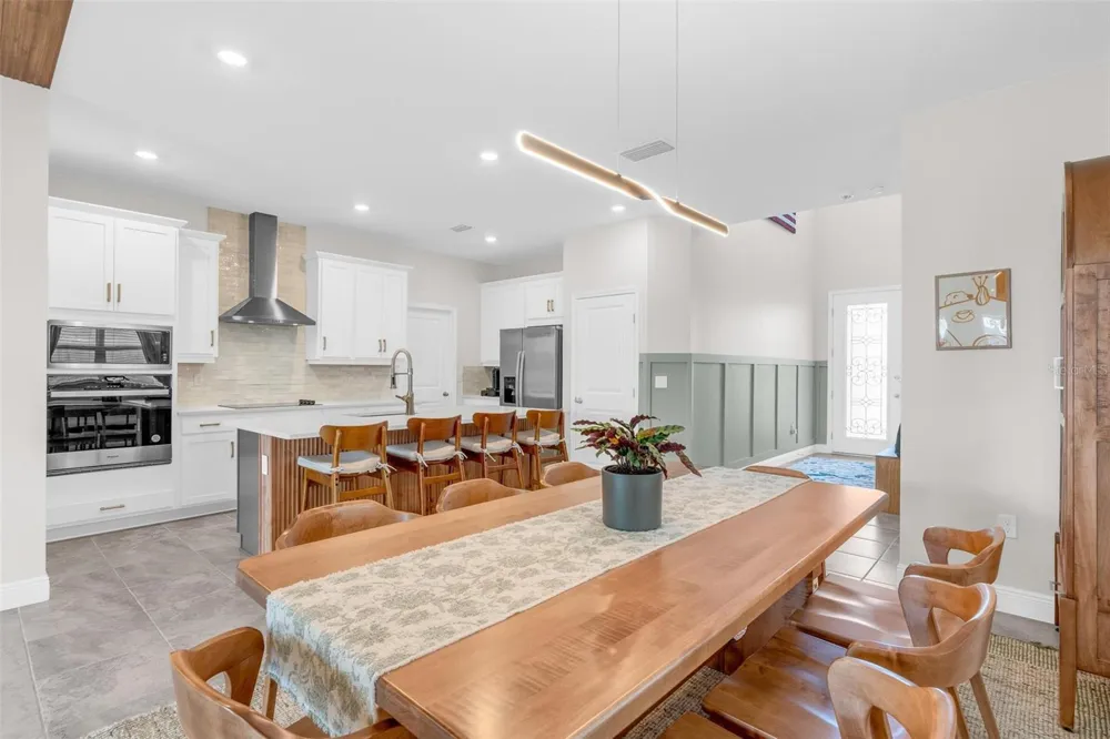 2019 SUNSHINE PEAK DRIVE Minneola, FL 34715