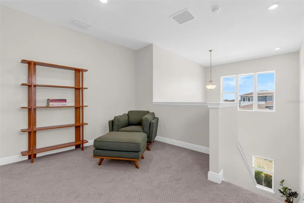 2019 SUNSHINE PEAK DRIVE Minneola, FL 34715