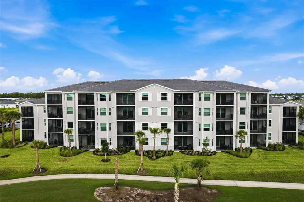15275 GREEN ACRES AVENUE #321 Punta Gorda, FL 33982