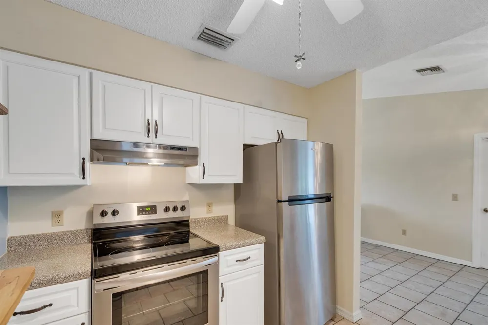 7590 58TH COURT Vero Beach, FL 32967