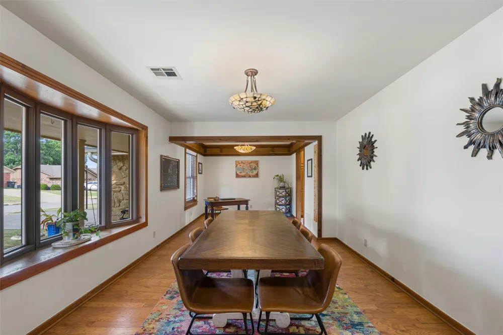 2632 Williamsburg Street Bartlesville, OK 74006