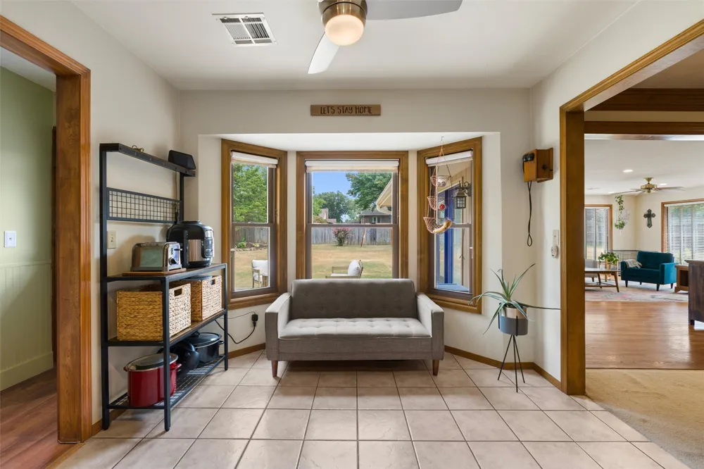 2632 Williamsburg Street Bartlesville, OK 74006