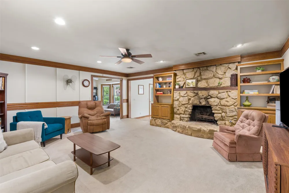 2632 Williamsburg Street Bartlesville, OK 74006