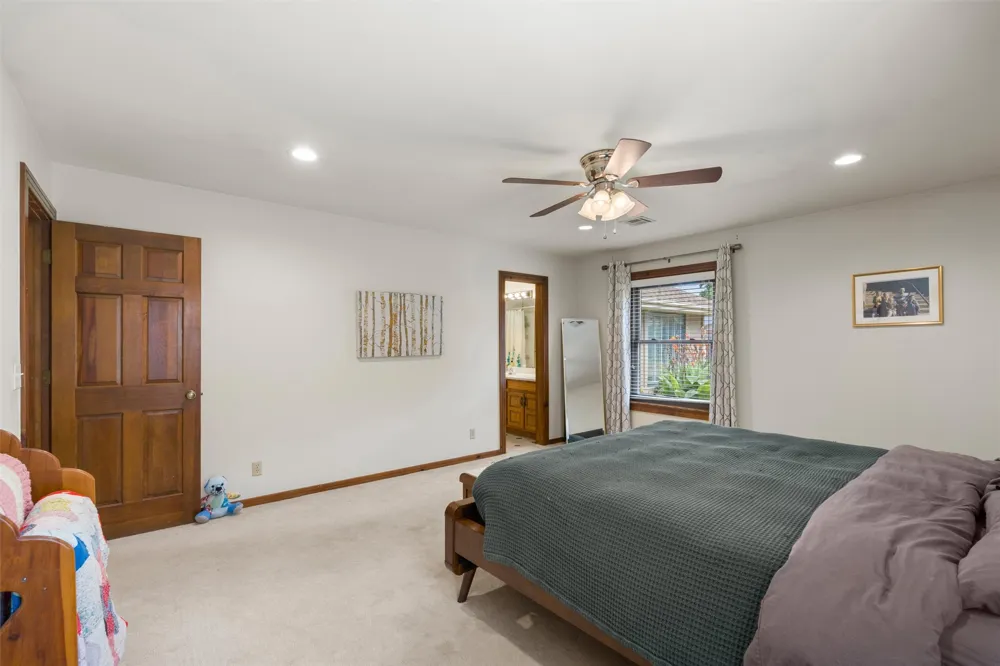 2632 Williamsburg Street Bartlesville, OK 74006