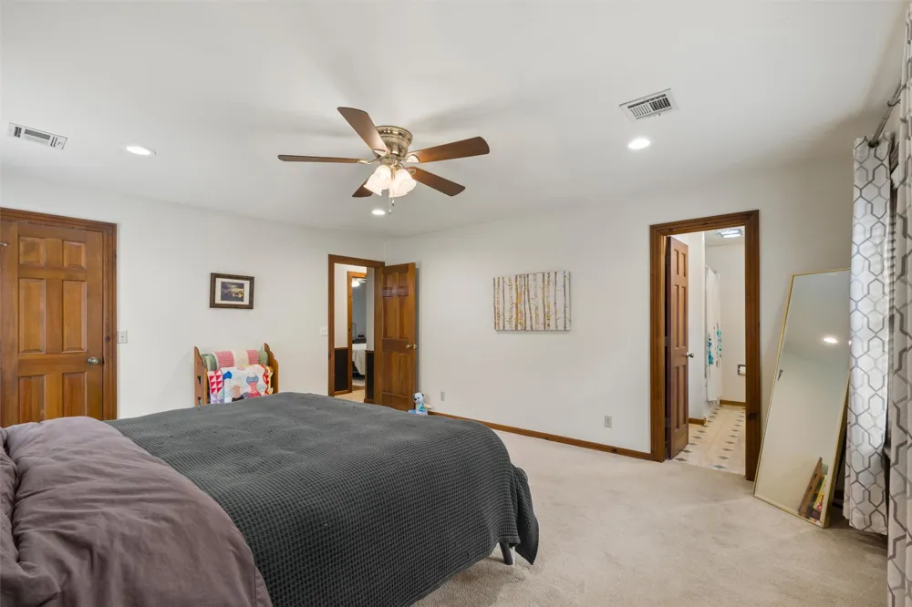 2632 Williamsburg Street Bartlesville, OK 74006