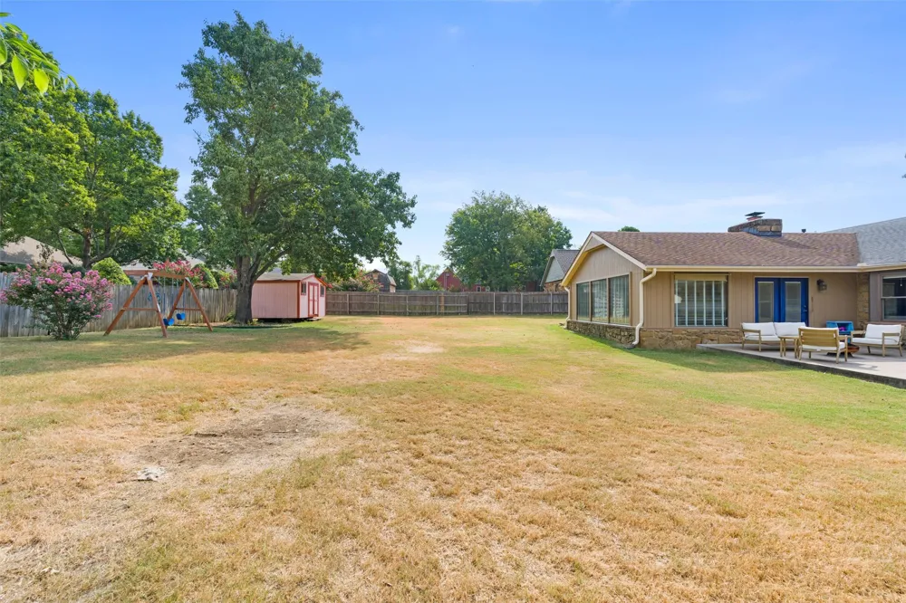 2632 Williamsburg Street Bartlesville, OK 74006