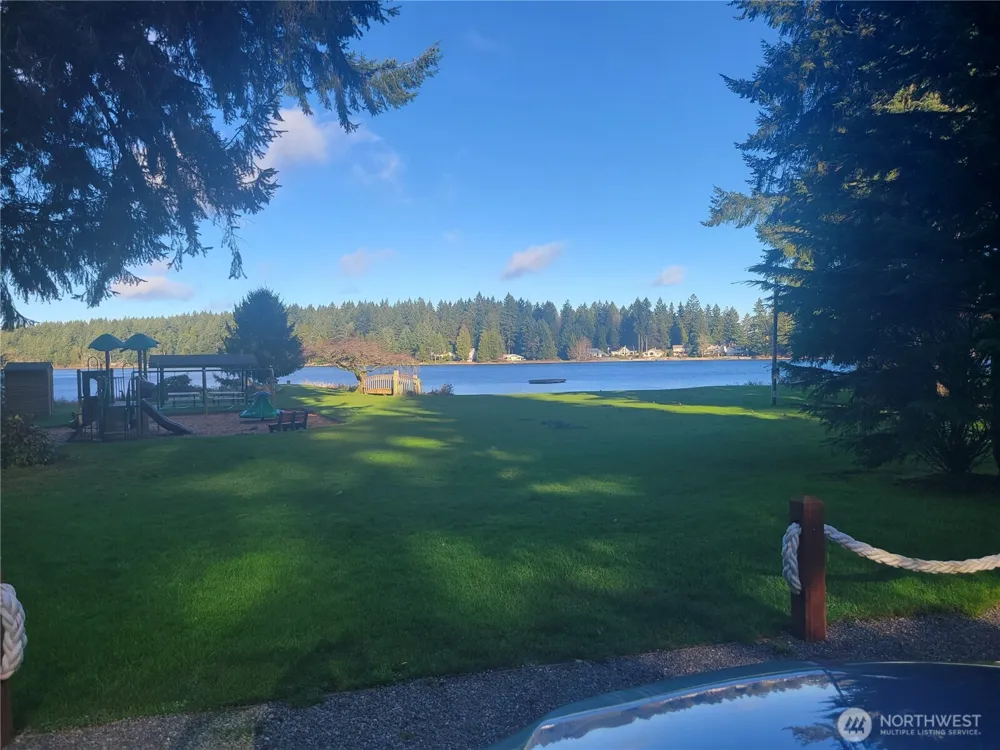 11920 Country Club Drive Anderson Island, WA 98303