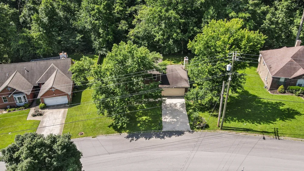 4208 New Hope Meadow Rd Hermitage, TN 37076