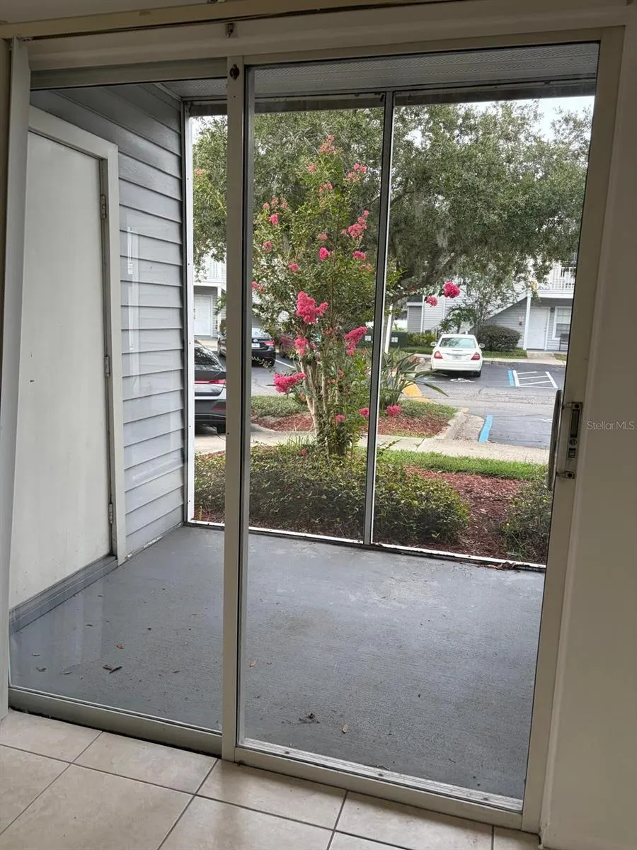 1218 BERMUDA LAKES LANE #104 Kissimmee, FL 34741