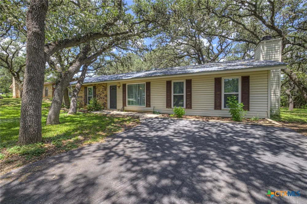 208 Reimer Avenue San Marcos, TX 78666