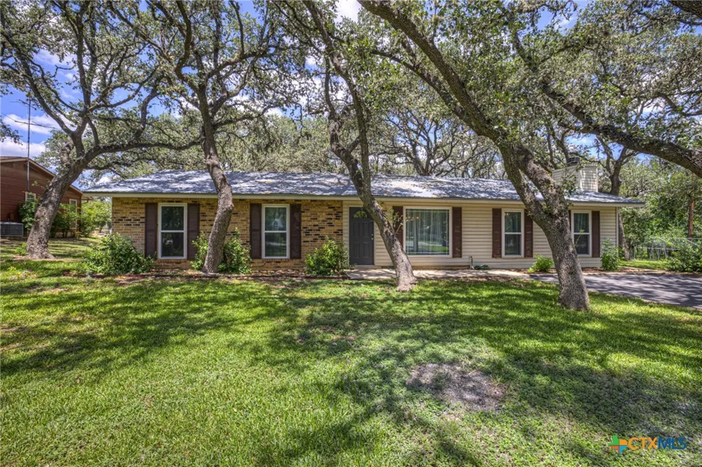 208 Reimer Avenue San Marcos, TX 78666