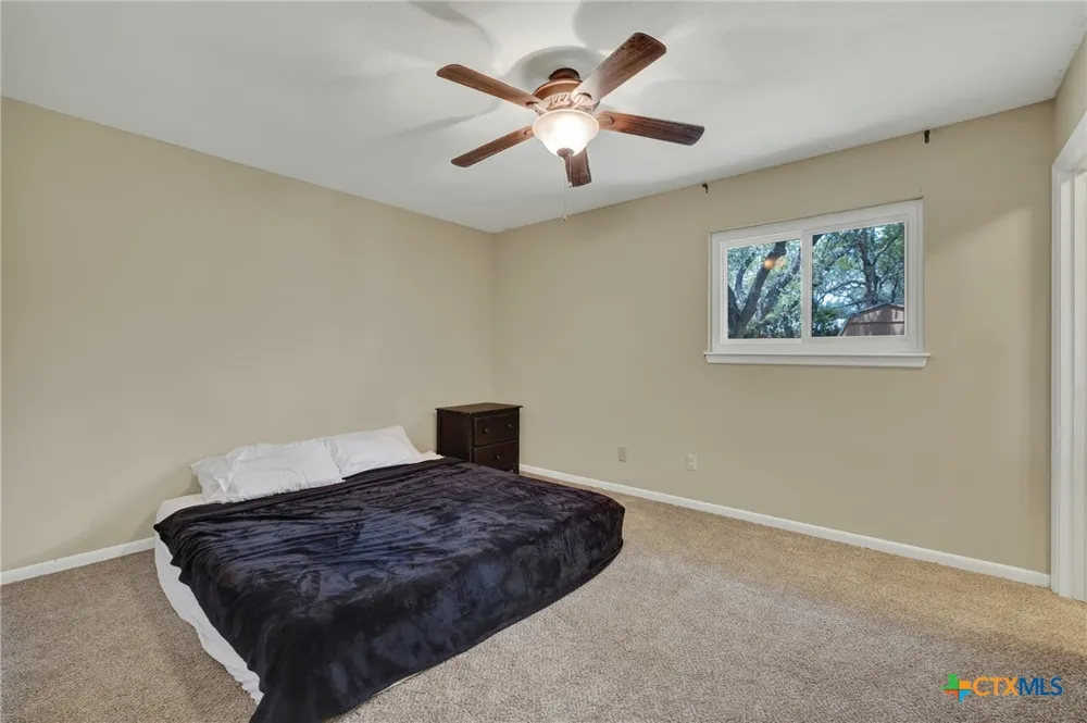 208 Reimer Avenue San Marcos, TX 78666